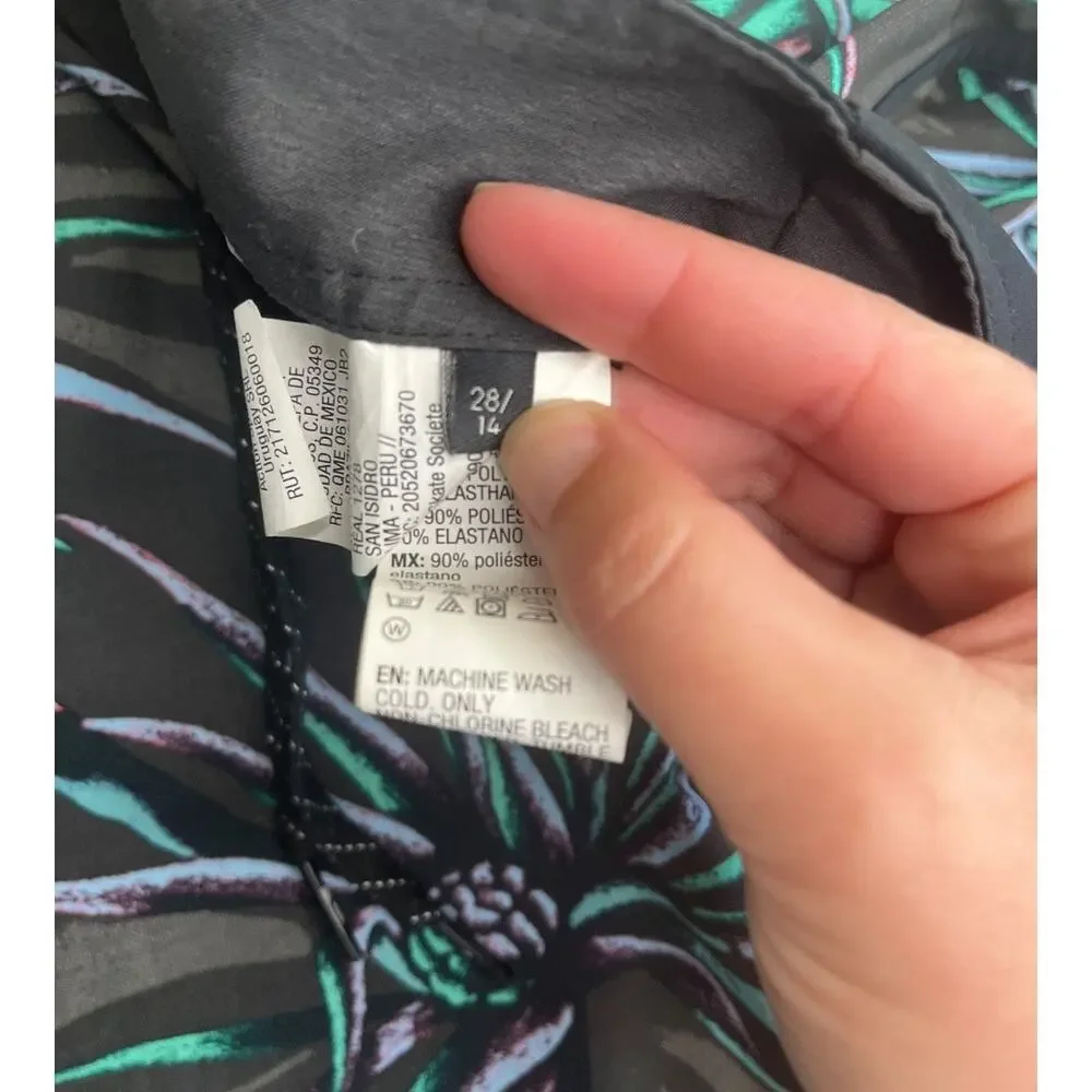 Quiksilver High Line stretch black gray floral leaf print boys size 28 14Y